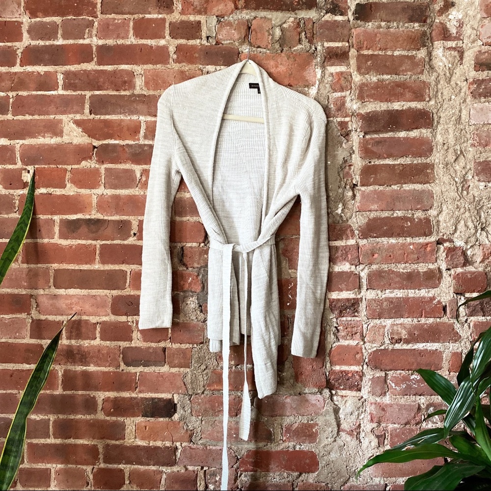 Cozy Gray Cardigan with Tie